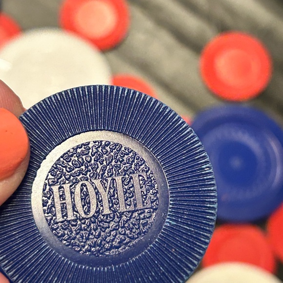 Bundle of 88 Vintage poker chips red white & blue 70 small & 18 large mix media - Picture 3 of 7